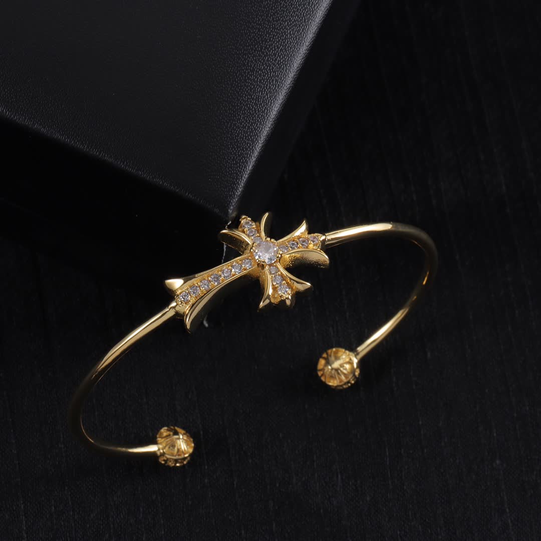 Chrome Hearts Elegant Cross Bracelet Set